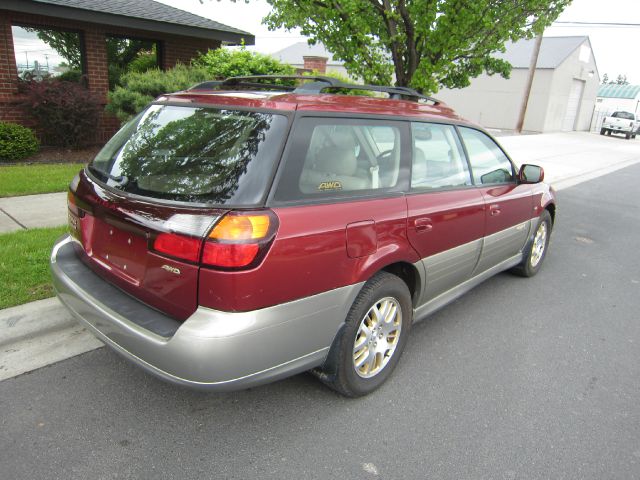 Subaru Outback 2002 photo 3