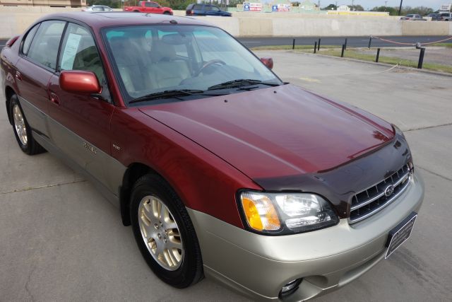 Subaru Outback 2002 photo 3