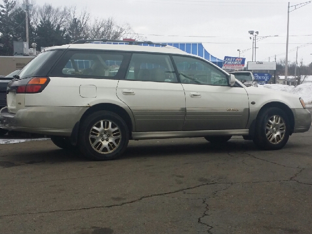 Subaru Outback 2002 photo 1