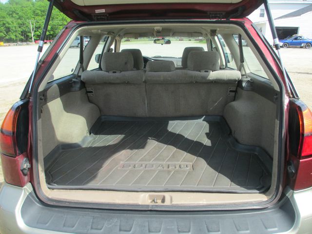 Subaru Outback 2002 photo 7