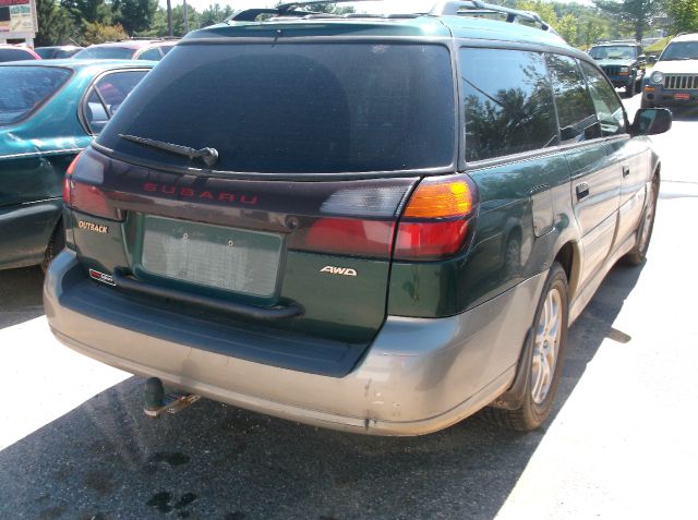 Subaru Outback 2002 photo 4