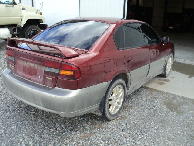 Subaru Outback 2002 photo 6