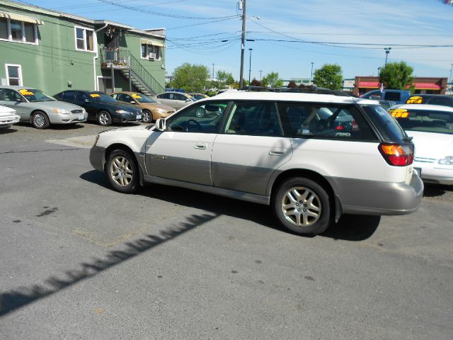 Subaru Outback 2002 photo 10