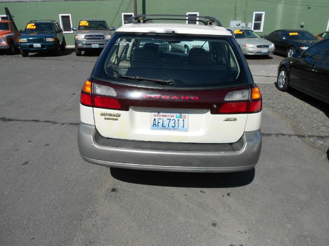 Subaru Outback 2002 photo 6