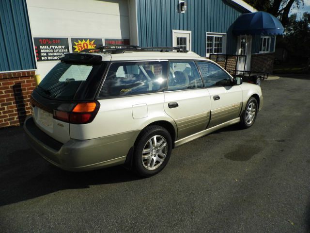 Subaru Outback 2002 photo 6