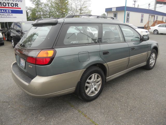 Subaru Outback 2002 photo 2