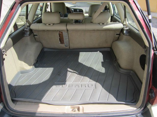 Subaru Outback 2002 photo 1