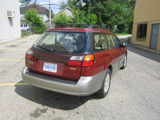 Subaru Outback 2002 photo 18