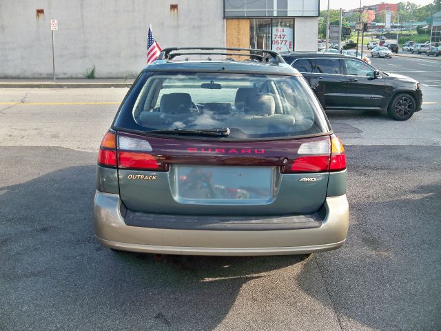 Subaru Outback 2002 photo 4