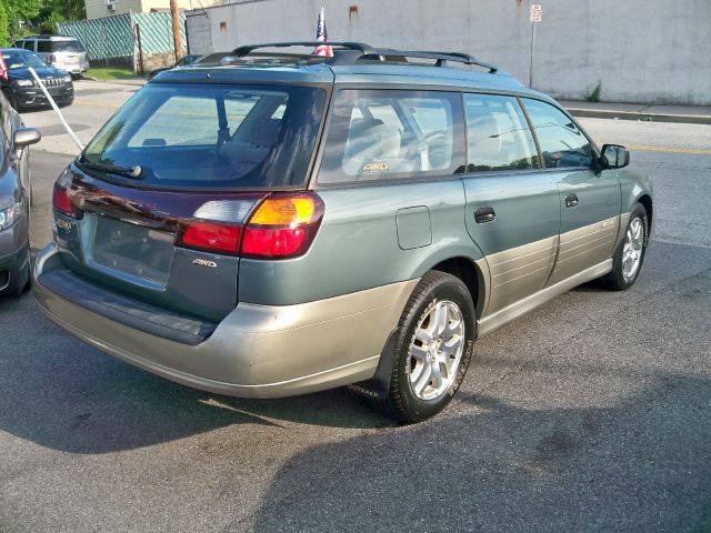 Subaru Outback 2002 photo 6