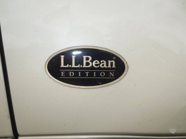 Subaru Outback 2002 photo 3