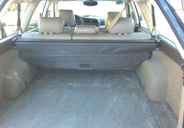 Subaru Outback 2002 photo 7