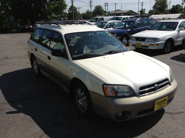 Subaru Outback 2002 photo 12