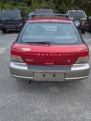 Subaru Outback 2002 photo 1