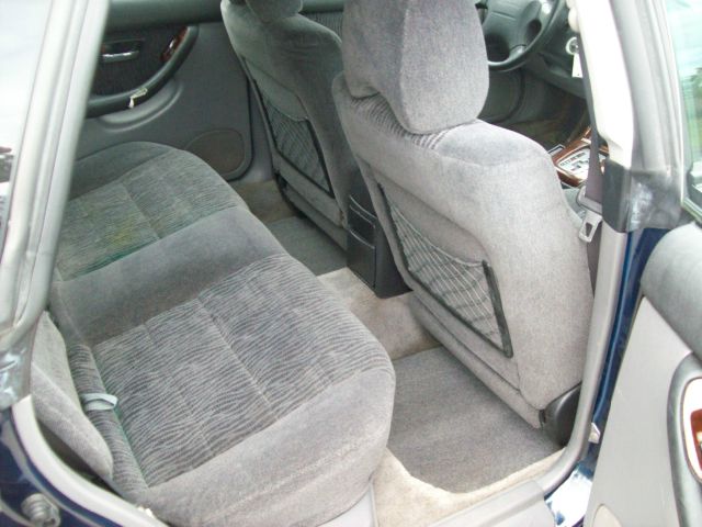 Subaru Outback 2002 photo 8