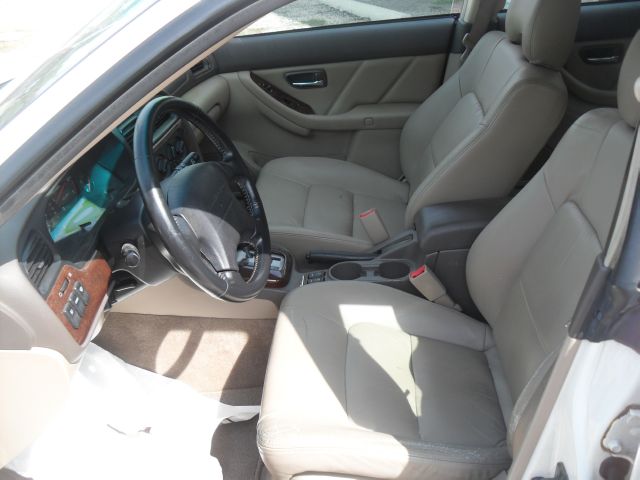 Subaru Outback 2002 photo 1