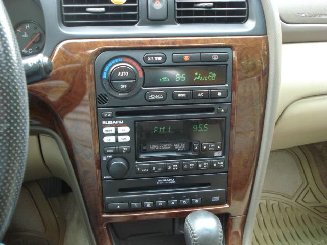 Subaru Outback 2002 photo 5