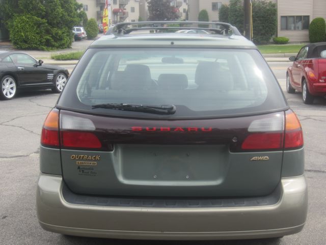 Subaru Outback 2003 photo 1