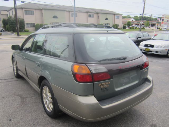 Subaru Outback 2003 photo 3