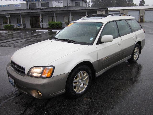 Subaru Outback 3.0 Avant Quattro Wagon