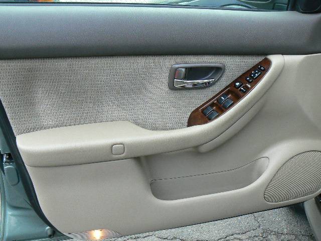 Subaru Outback 2003 photo 5