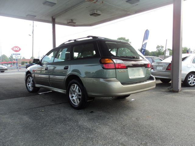 Subaru Outback 2003 photo 3