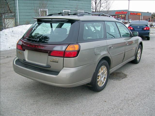 Subaru Outback 2003 photo 2