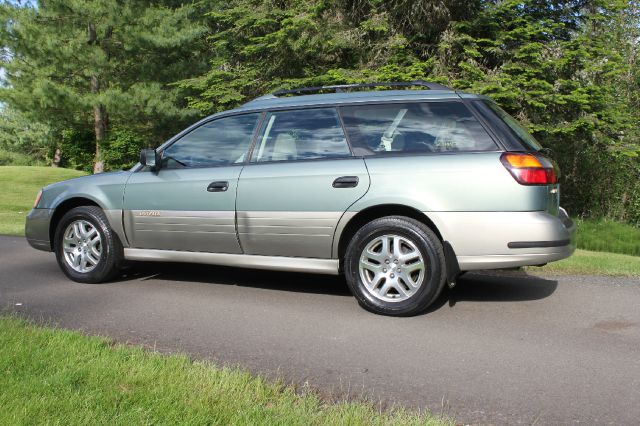 Subaru Outback 2003 photo 10