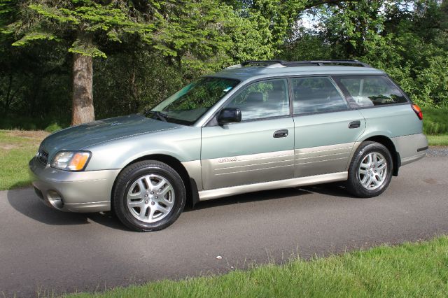 Subaru Outback 2003 photo 9