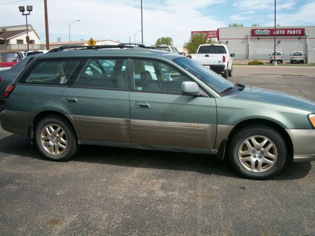 Subaru Outback 2003 photo 17