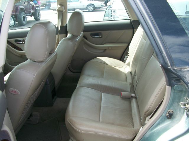 Subaru Outback 2003 photo 6