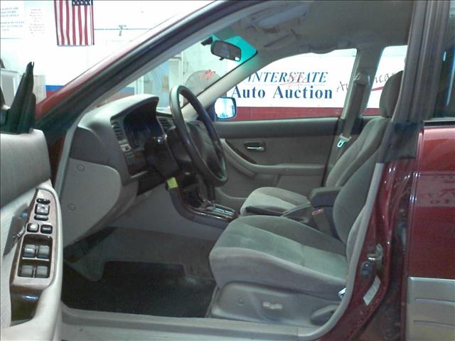 Subaru Outback 2003 photo 4