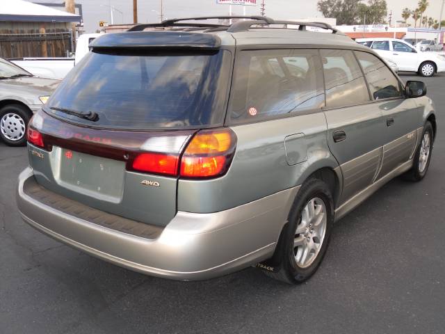 Subaru Outback 2003 photo 1