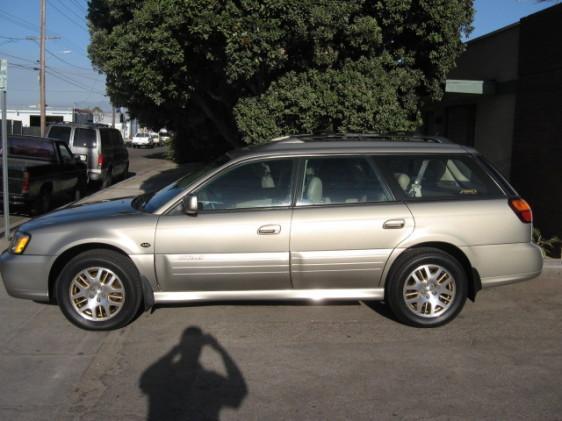 Subaru Outback 2003 photo 1