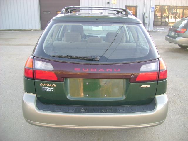 Subaru Outback 2003 photo 3