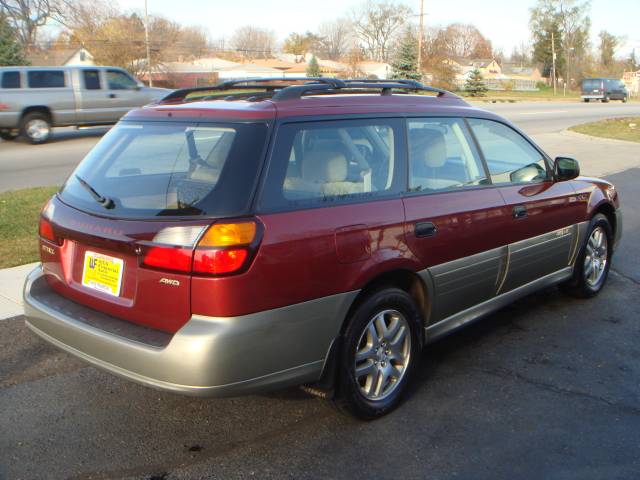 Subaru Outback 2003 photo 3