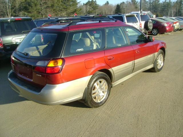 Subaru Outback 2003 photo 2