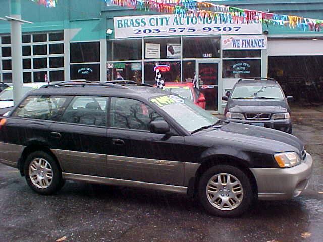 Subaru Outback 2003 photo 4