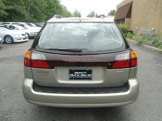 Subaru Outback 2003 photo 3