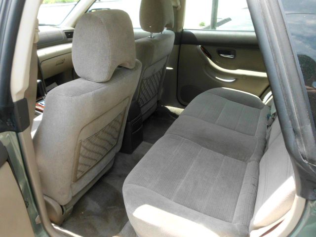 Subaru Outback 2003 photo 5