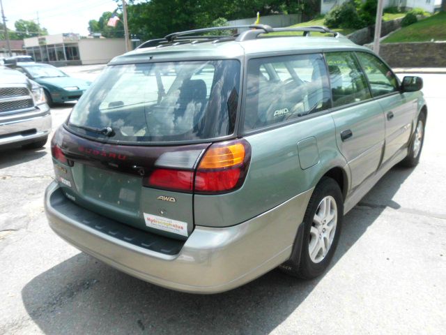 Subaru Outback 2003 photo 6