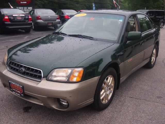 Subaru Outback SLT 25 Sedan