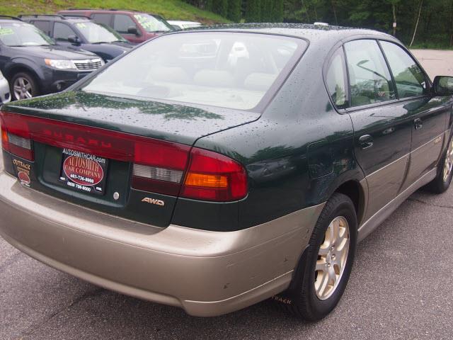 Subaru Outback 2003 photo 1