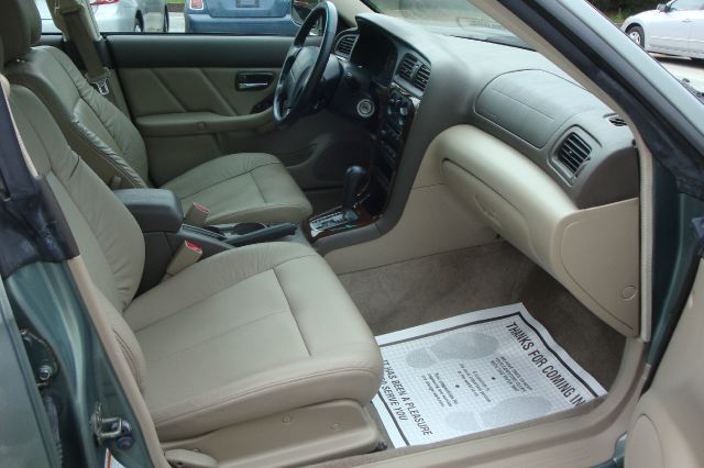 Subaru Outback 2003 photo 10