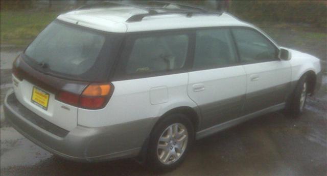 Subaru Outback 2003 photo 2