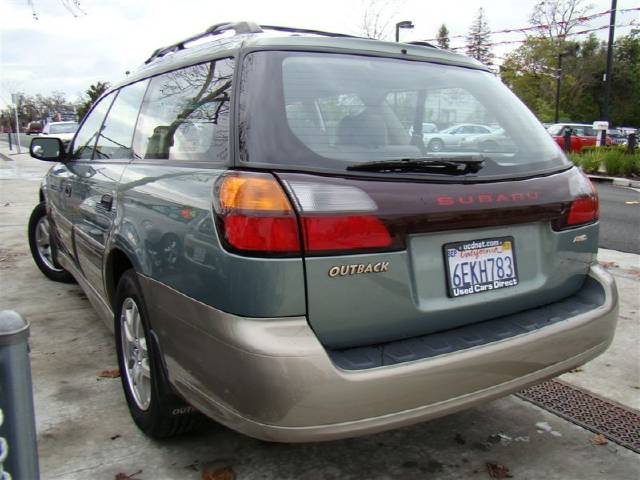 Subaru Outback 2003 photo 1