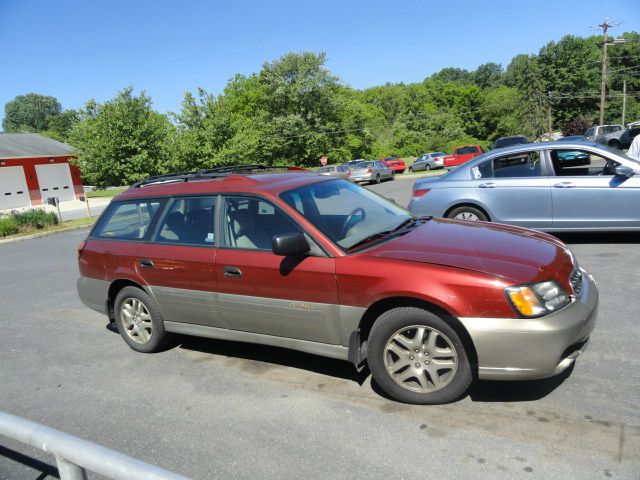 Subaru Outback 2003 photo 2