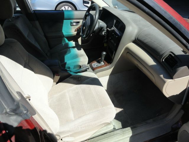 Subaru Outback 2003 photo 4