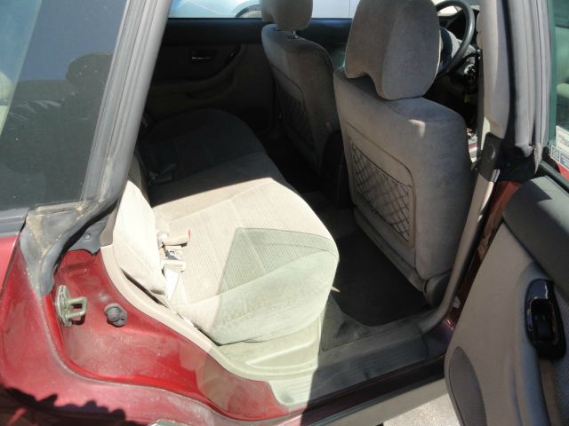 Subaru Outback 2003 photo 6