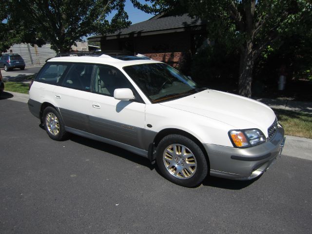 Subaru Outback 2003 photo 1